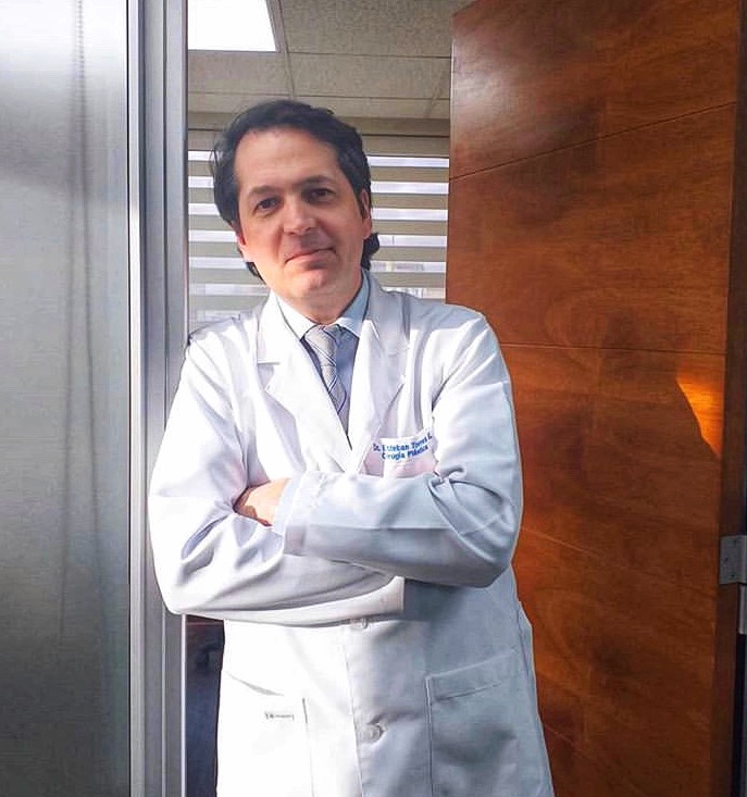 Dr. Esteban Torres Egaña, Wam Center
